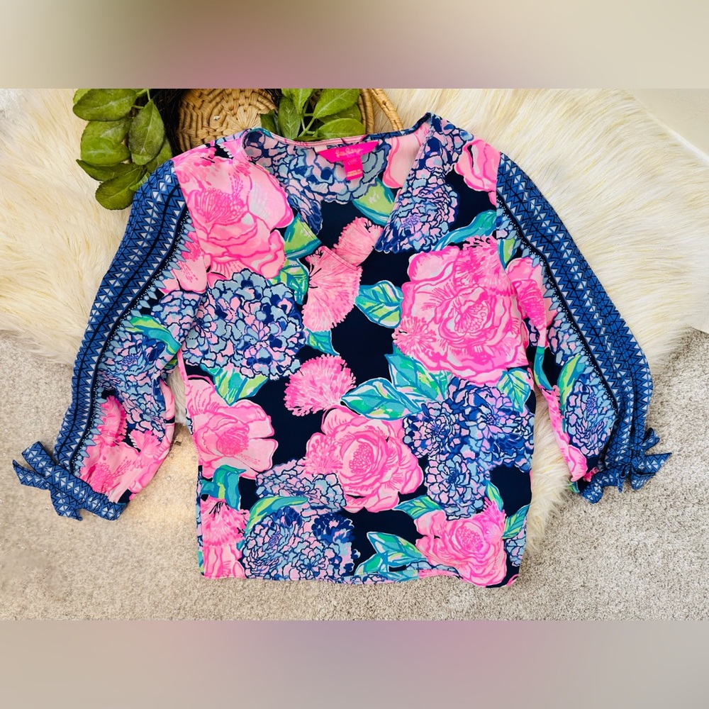 Lilly Pulitzer Blue Pink Pamala Top Lileeze Prosecco
Floral Blouse Size XXS